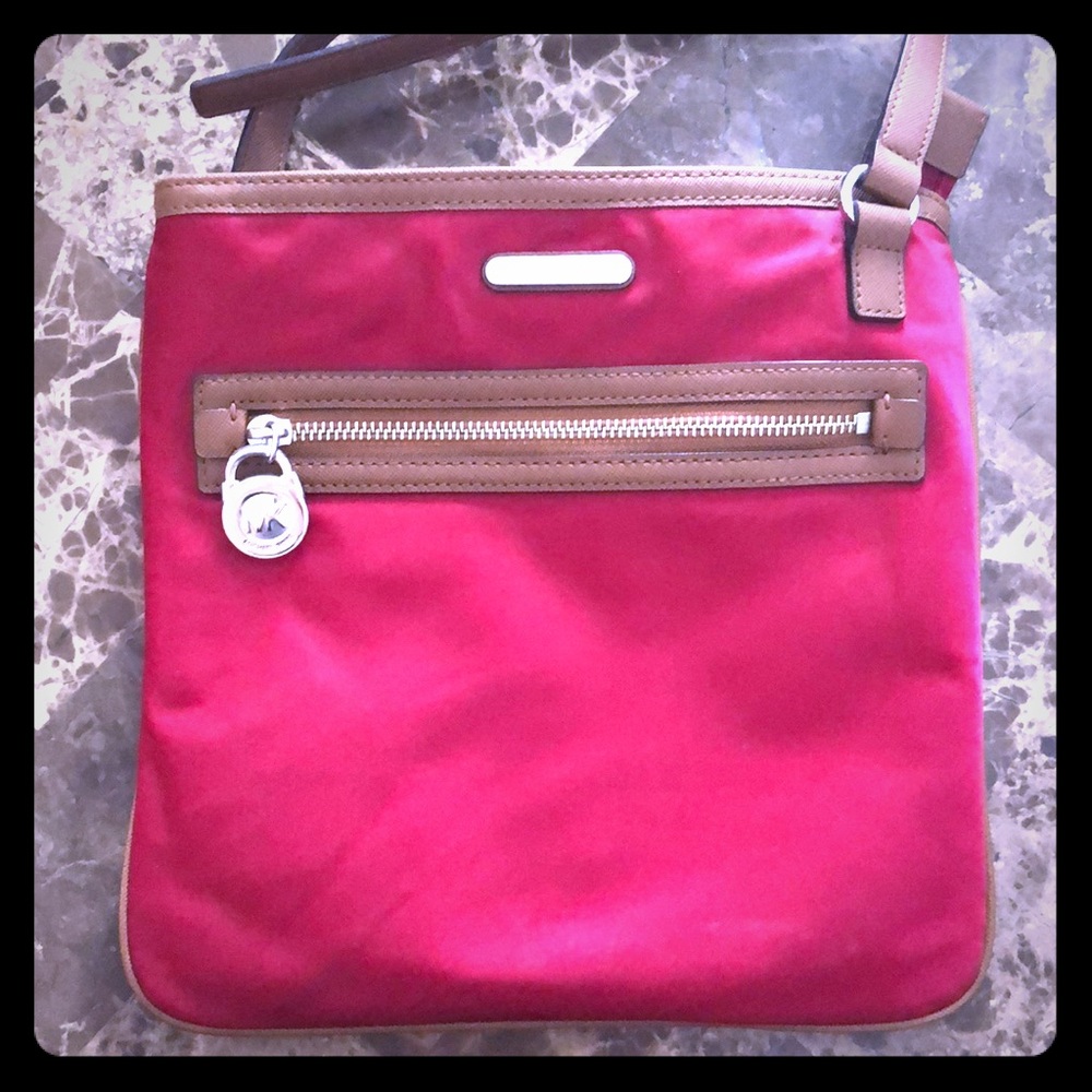 Michael Kors cross body purse